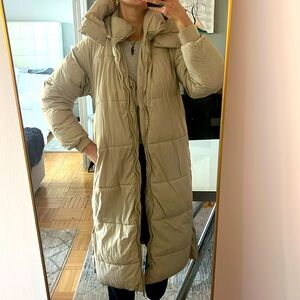 Zara supper warm water repellent wind breaker with a hood